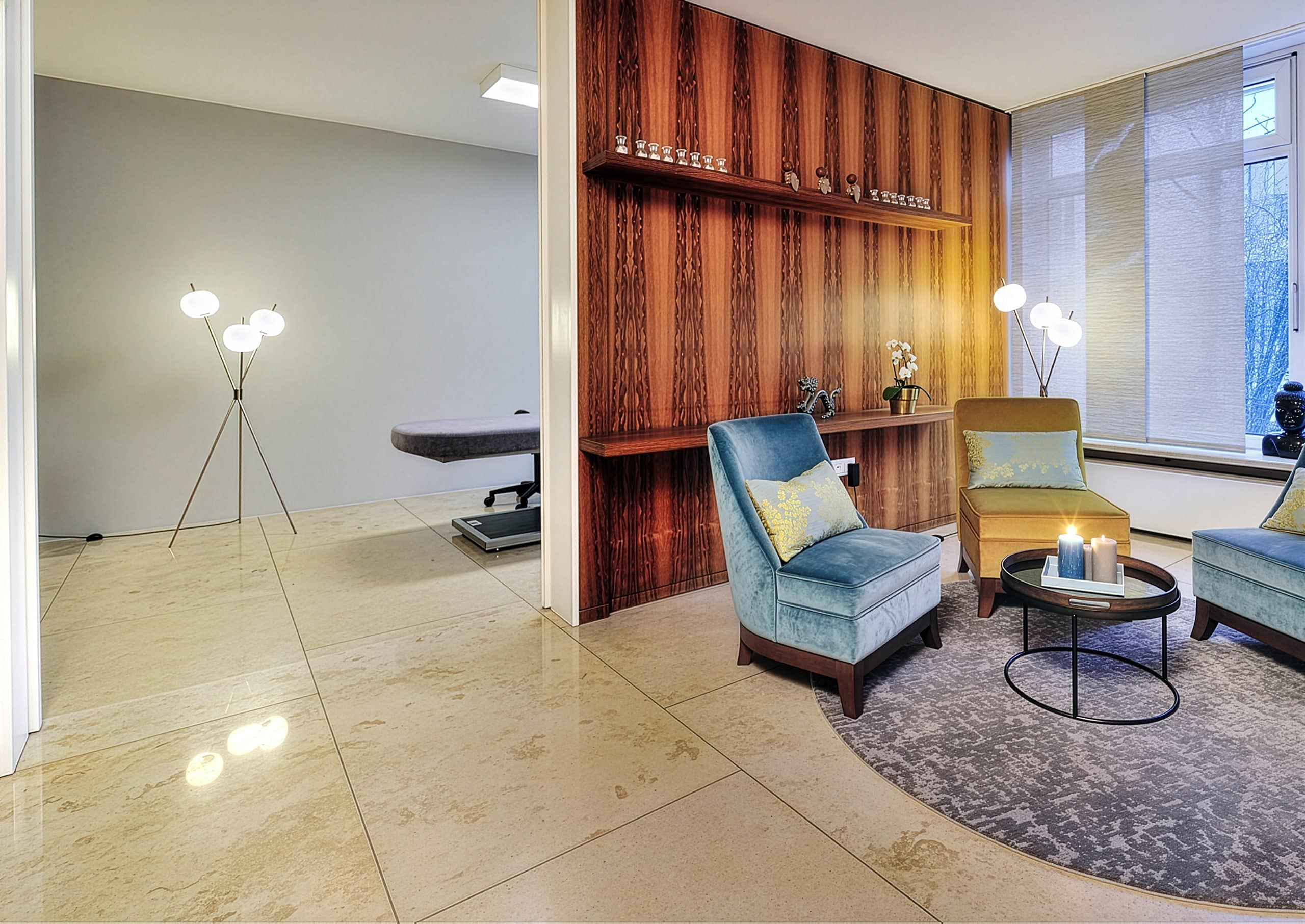 Medical practice with Kushi Floor lamp — Tcm Praxis, Ingolstadt — KDLN