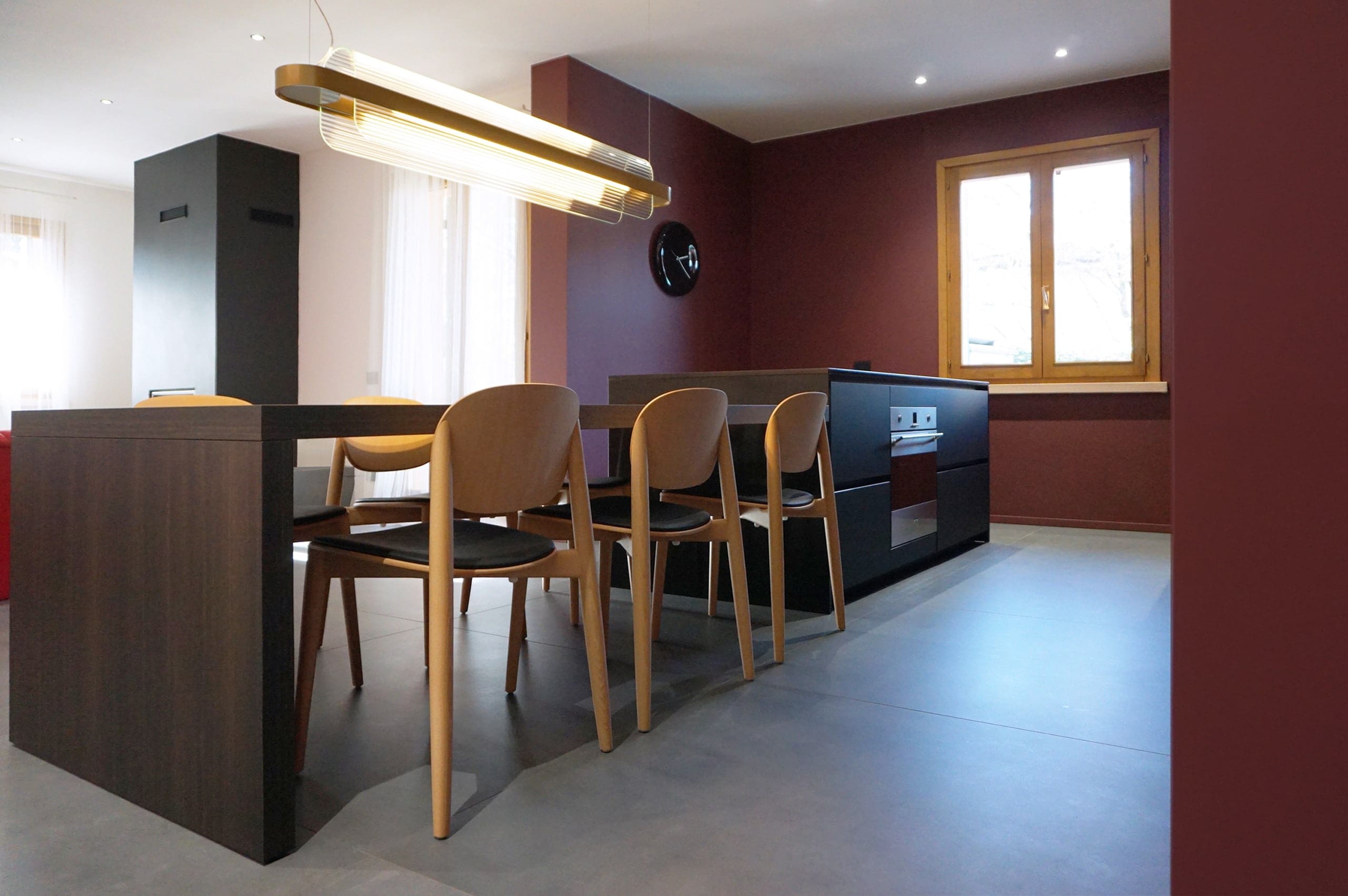 Cucina con lampada Nami — Private House, Italia — KDLN