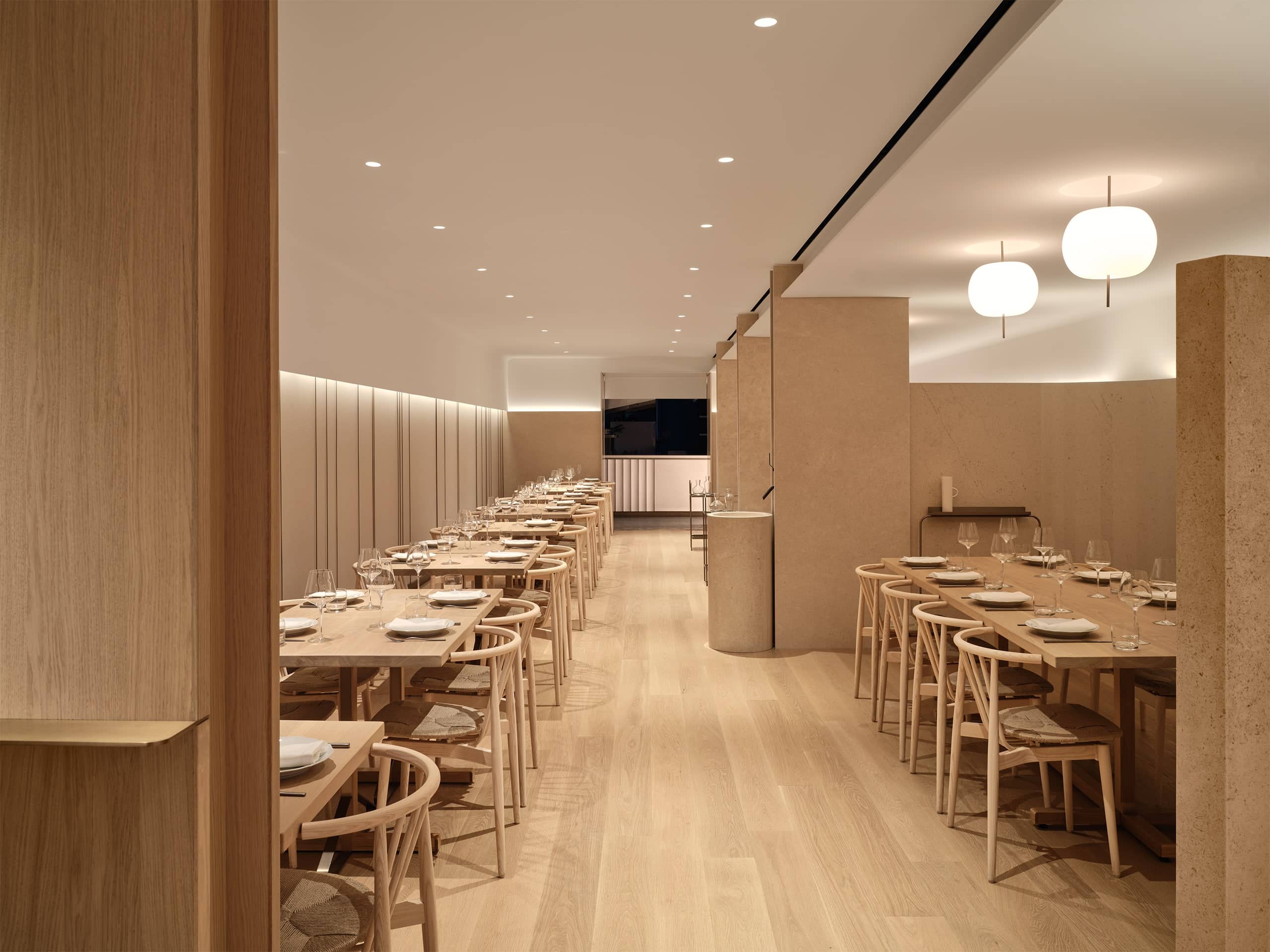 Ristorante con lampada Kushi Suspension — Osteria Giulia, Toronto — KDLN
