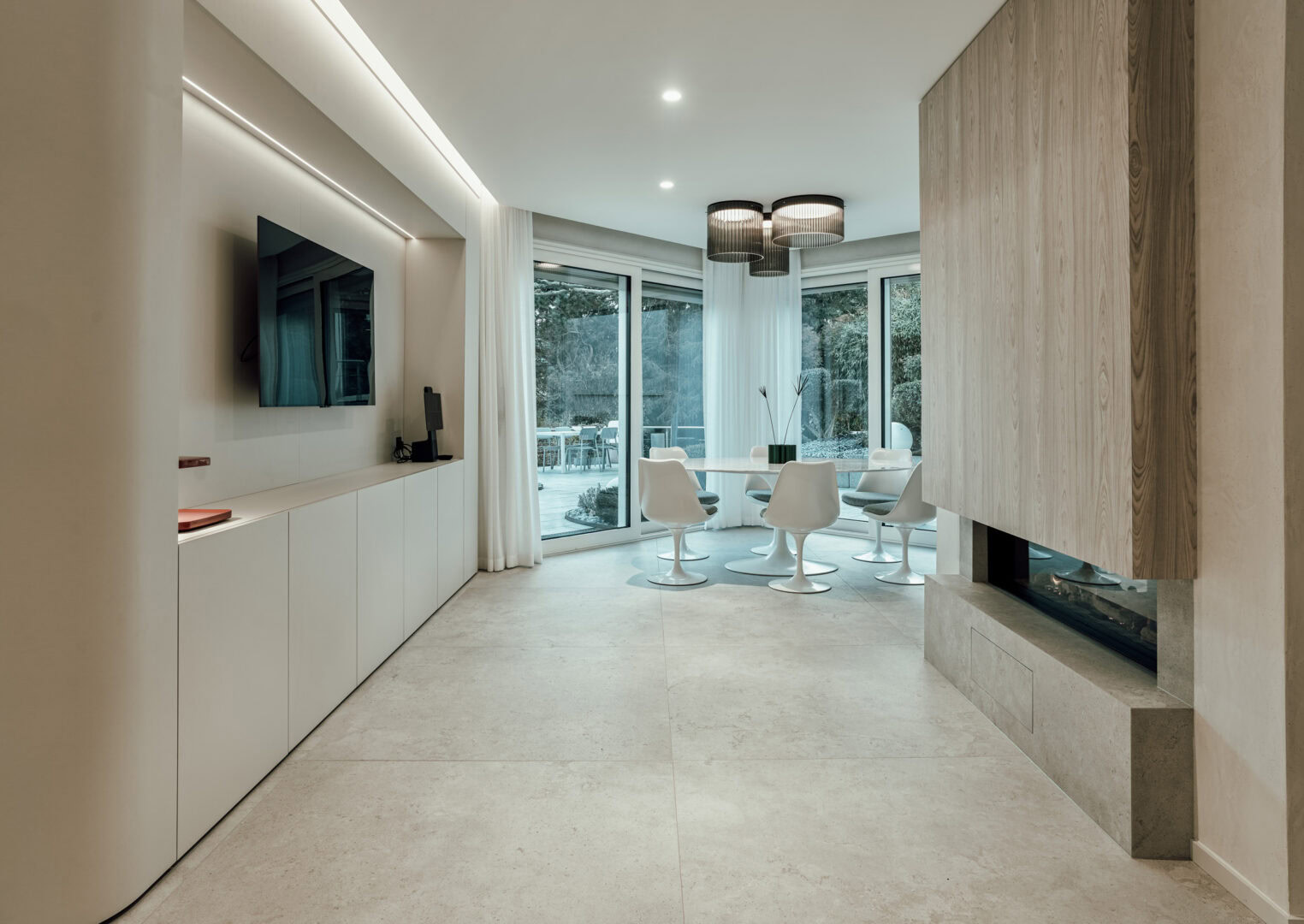 CLIFF HOUSE – Riedishein