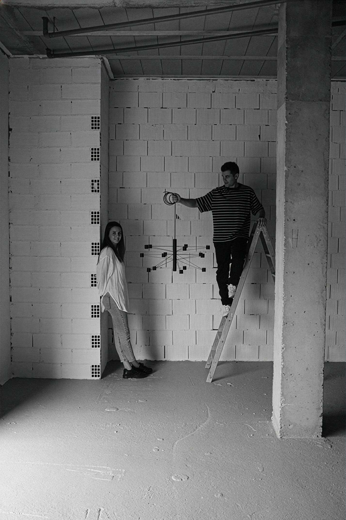 Yonoh Creative Studio con lampada Polar