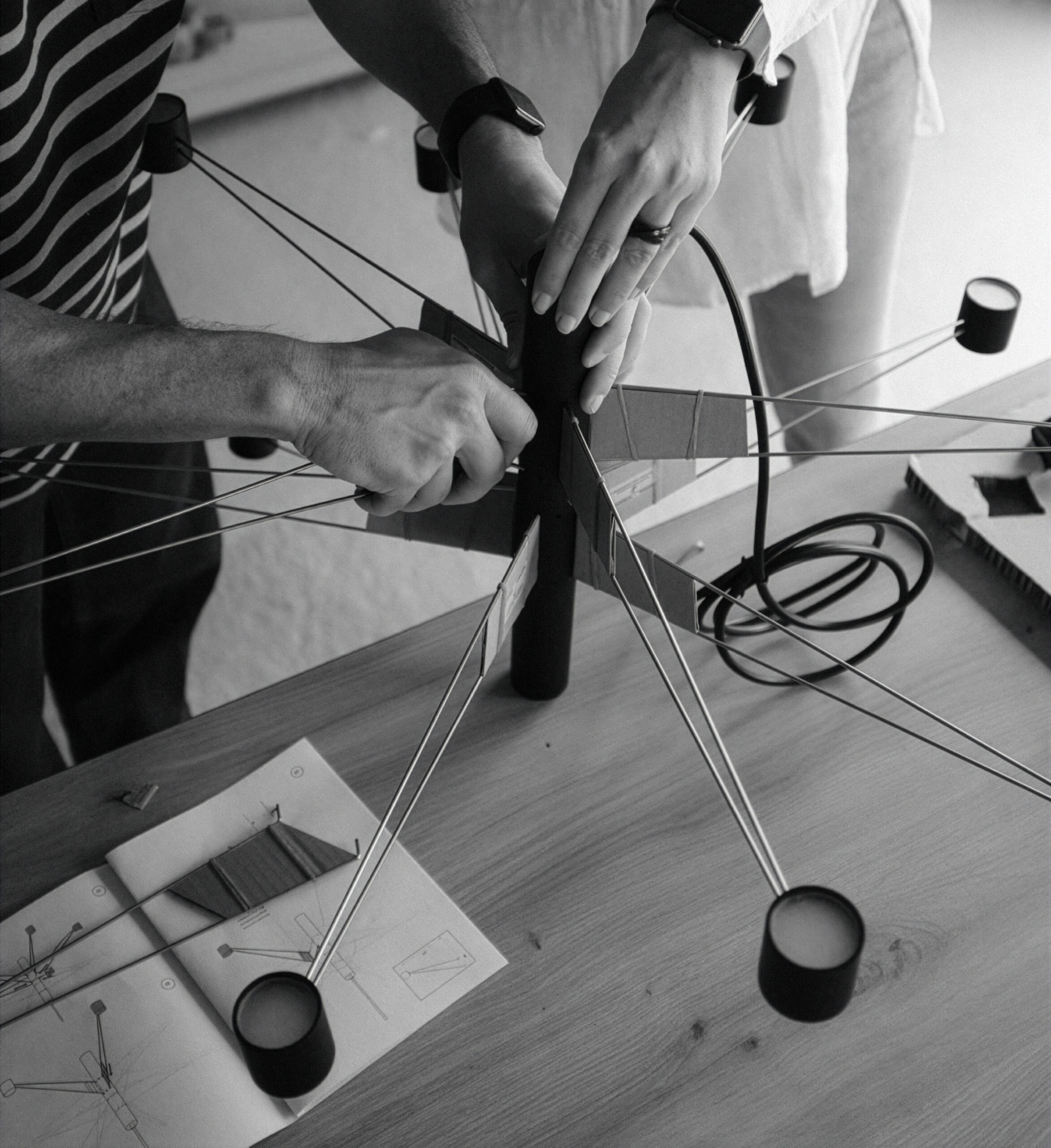 Yonoh Creative Studio con lampada Polar