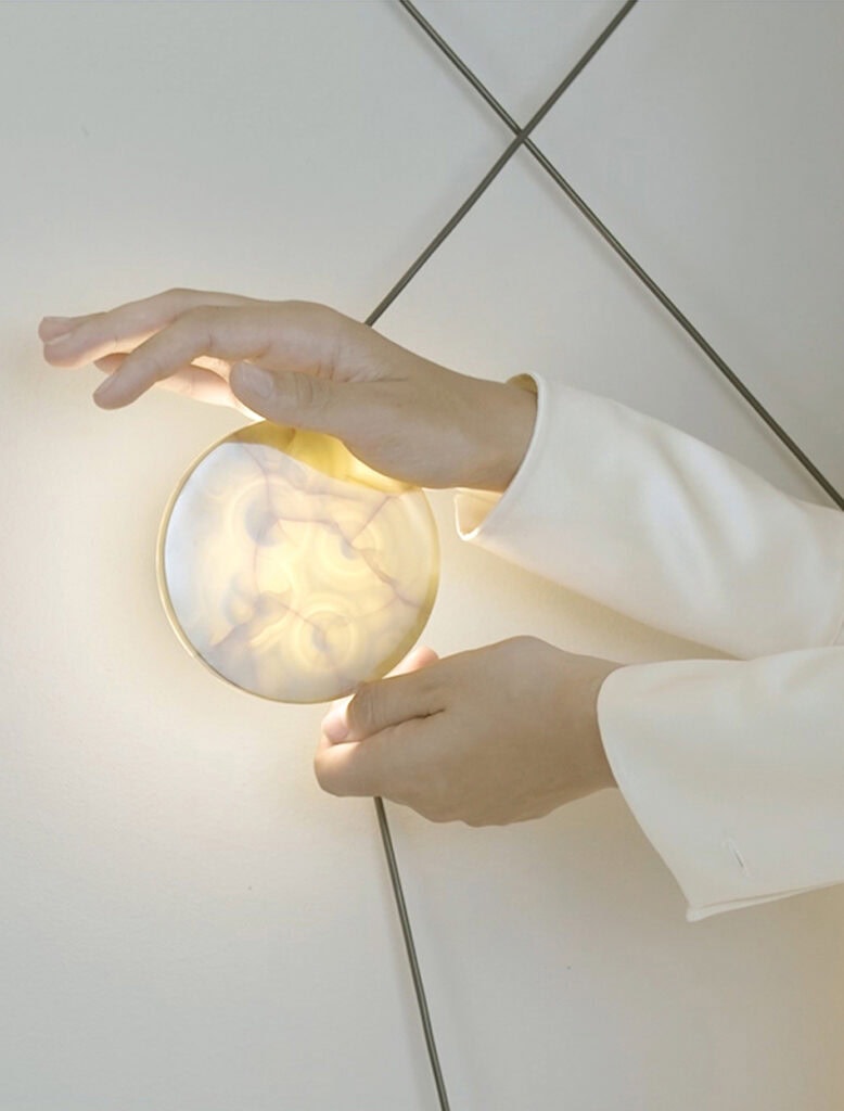 Architectures of light. Azou