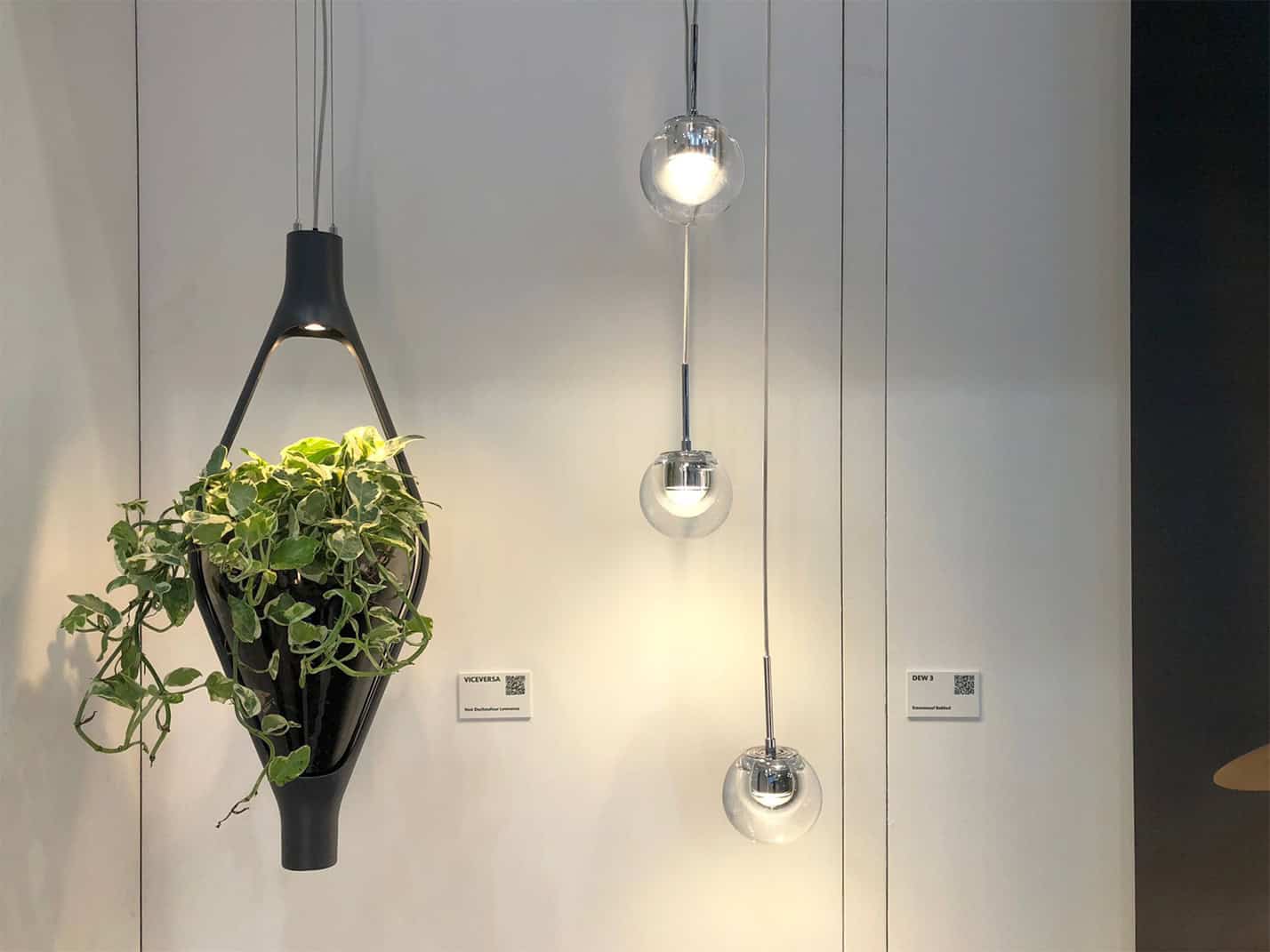 Stand Bdny 2024 con lampade Dew e Viceversa