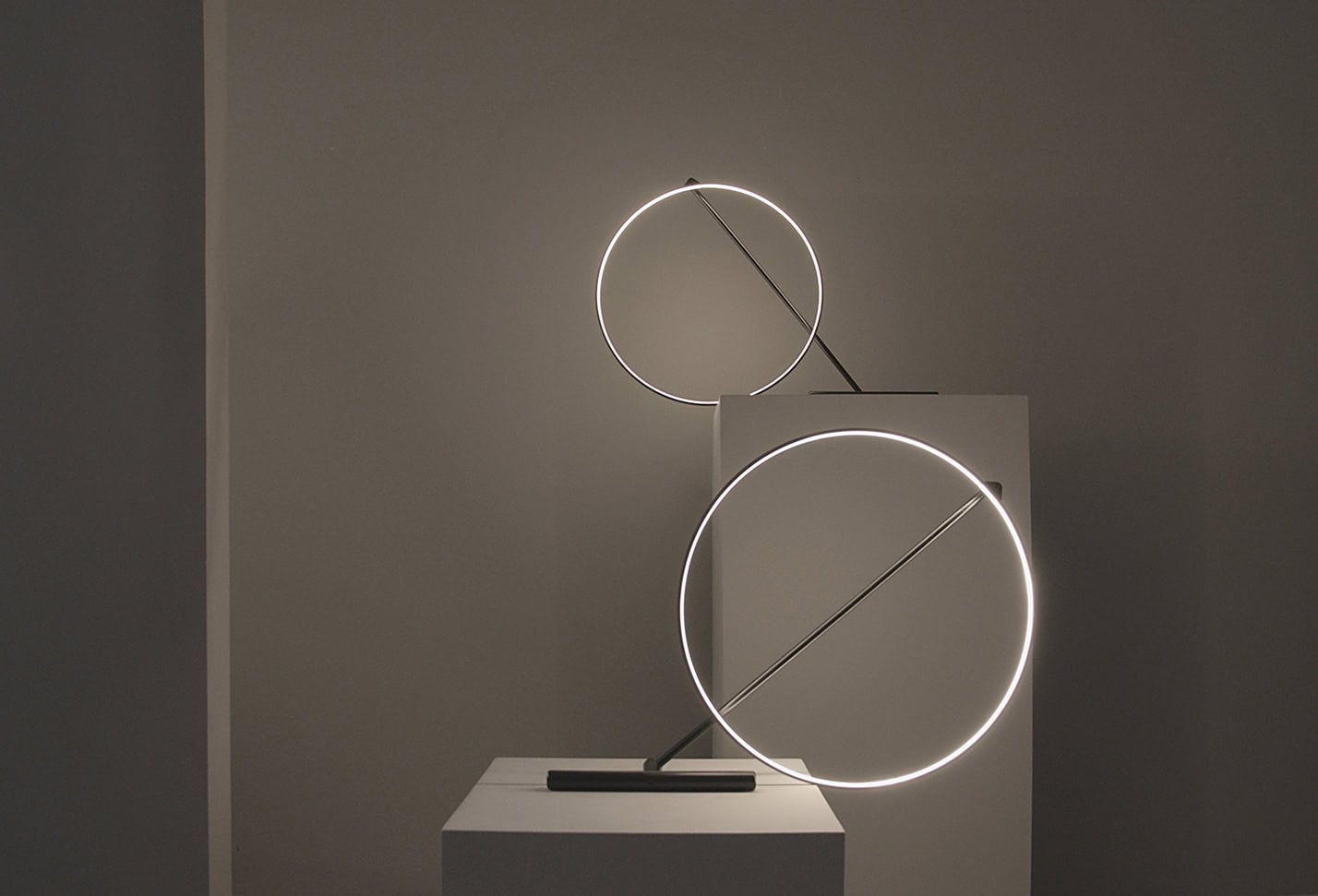 Frame video con lampada Poise